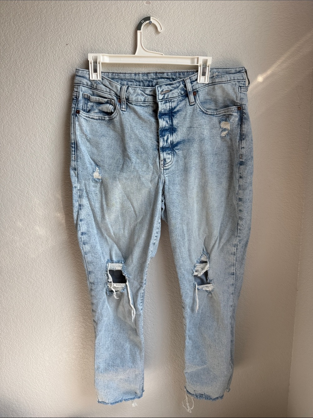 Old Navy Light Blue Distressed Boyfriend Jeans